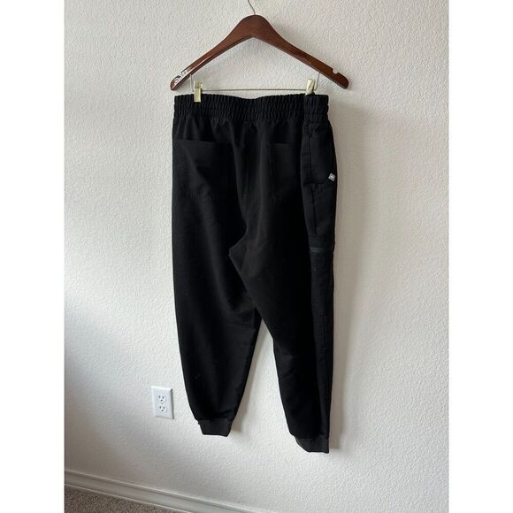 FIGS Zamora Jogger Scrub Pants - Picture 2 of 6